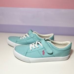 Ralph Lauren Teal big girl shoes size 2.5, NWT